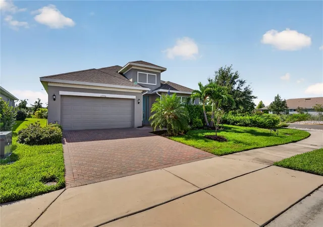 Photo 4 of Single family home for sale at 11746 Little River Way, Parrish, FL 34219 | MLS# A4704894 | Listing updated on 2026-09-07