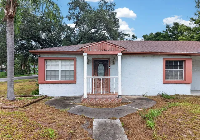 Photo 1 of Single family home for sale at 1302 E Sligh Ave, Tampa, FL 33604 | MLS# TB8544979 | Listing updated on 2026-10-30