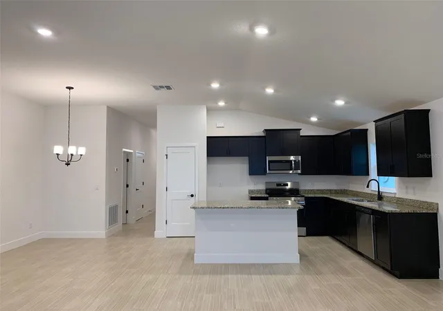 Photo 4 of Single family home for sale at 11619 Grace Rd, Weeki Wachee, FL 34614 | MLS# OM731581 | Listing updated on 2026-10-19