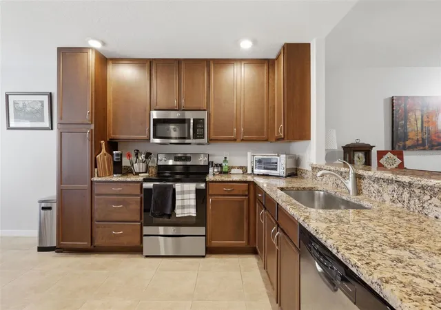 Photo 3 of Single family home for sale at 5322 Pond Xing Pl, Leesburg, FL 34748 | MLS# G5117311 | Listing updated on 2026-10-02