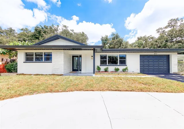 Photo 1 of Single family home for sale at 471 Sierra Cir E, Largo, FL 33770 | MLS# TB8544991 | Listing updated on 2026-10-09