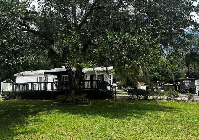 Photo 3 of Manufactured home for sale at 14104 253rd Avenue Rd NE #398, Fort Mc Coy, FL 32134 | MLS# OM731588 | Listing updated on 2026-09-18