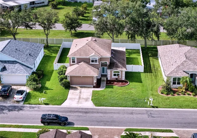 Photo 3 of Single family home for sale at 8392 E 47th Street Cir, Palmetto, FL 34221 | MLS# A4704904 | Listing updated on 2026-10-07