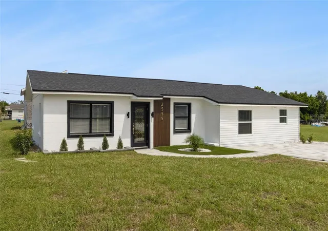 Photo 1 of Single family home for sale at 2555 Maple Ave, Lake Wales, FL 33898 | MLS# O6438682 | Listing updated on 2026-10-09