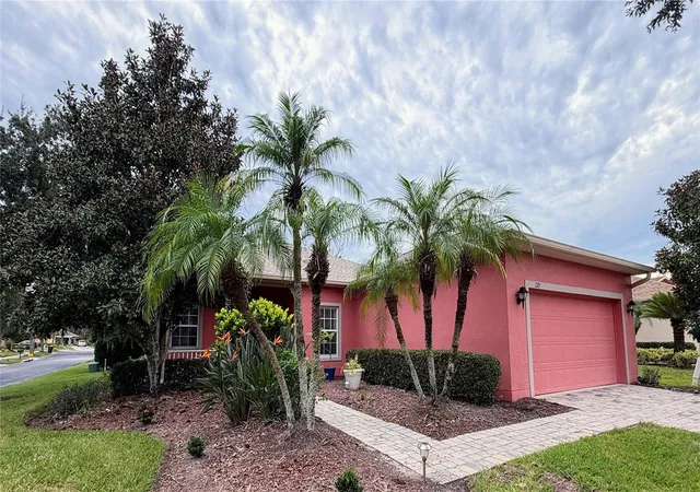 Photo 1 of Single family home for sale at 219 Knoll Wood Dr, Kissimmee, FL 34759 | MLS# S5156833 | Listing updated on 2026-10-03