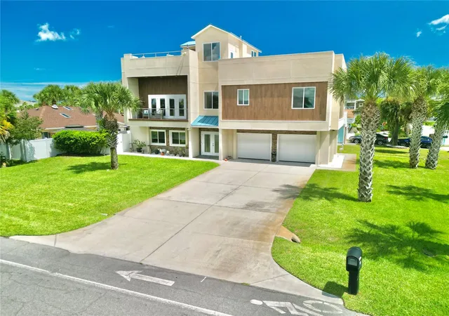 Photo 3 of Single family home for sale at 700 N Flagler Ave, Flagler Beach, FL 32136 | MLS# FC321184 | Listing updated on 2026-09-30