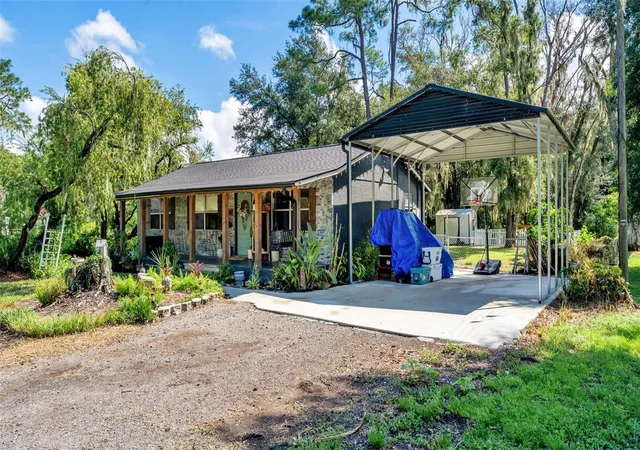 Photo 3 of Single family home for sale at 5302 Calhoun Rd, Plant City, FL 33567 | MLS# L4964777 | Listing updated on 2026-09-21