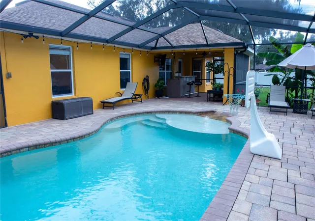 Photo 3 of Single family home for sale at 6093 Velvet Loop, Lakeland, FL 33811 | MLS# R4911917 | Listing updated on 2026-09-12