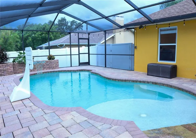 Photo 4 of Single family home for sale at 6093 Velvet Loop, Lakeland, FL 33811 | MLS# R4911917 | Listing updated on 2026-09-12