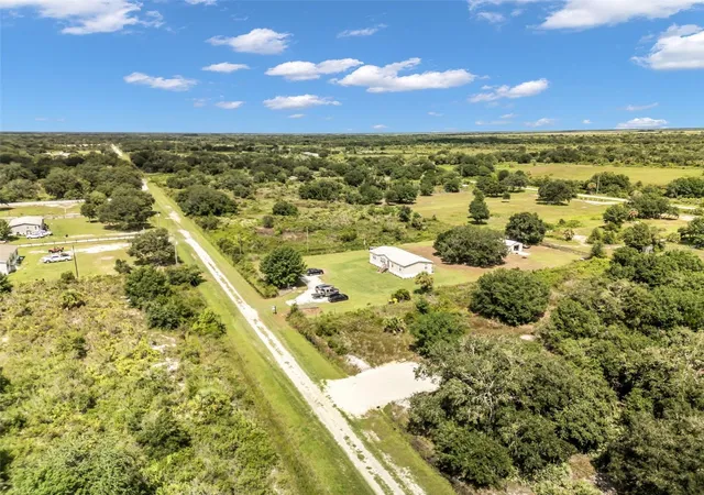 Photo 2 of Manufactured home for sale at 19683 Nw 302nd Street, Okeechobee, FL 34972 | MLS# O6438722 | Listing updated on 2026-09-14