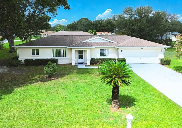 Photo 1 of Single family home for sale at 10579 Sw 62nd Terrace Rd, Ocala, FL 34476 | MLS# OM731600 | Listing updated on 2026-09-06