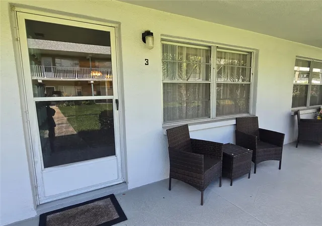 Photo 3 of Condo for sale at 5217 81st Street N #3, Saint Petersburg, FL 33709 | MLS# TB8545042 | Listing updated on 2026-09-04