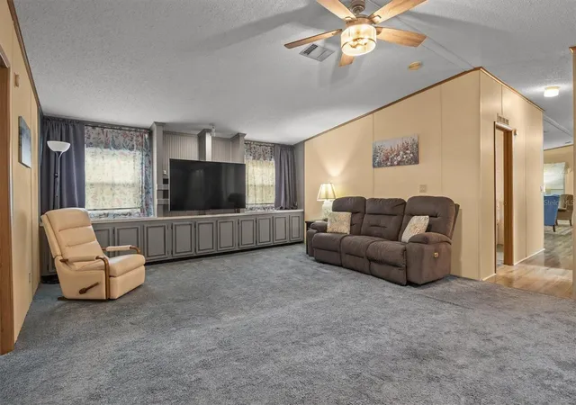 Photo 4 of Manufactured home for sale at 6627 Westchester Dr NE, Winter Haven, FL 33881 | MLS# S5156843 | Listing updated on 2026-09-05