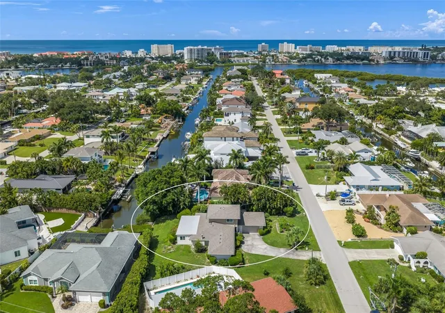 Photo 1 of Single family home for sale at 1820 Stanford Ln, Sarasota, FL 34231 | MLS# A4704918 | Listing updated on 2026-09-14