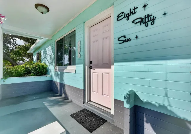 Photo 3 of Sale Pending at 856 Berkshire Rd, Daytona Beach, FL 32117 | MLS# FC321187 | Listing updated on 2026-09-24