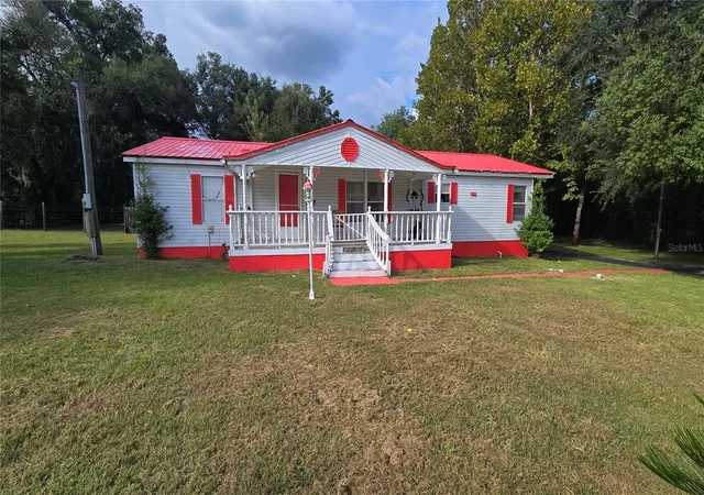 Photo 2 of Manufactured home for sale at 10211 Ne 72nd Street, Bronson, FL 32621 | MLS# GC543211 | Listing updated on 2026-09-29