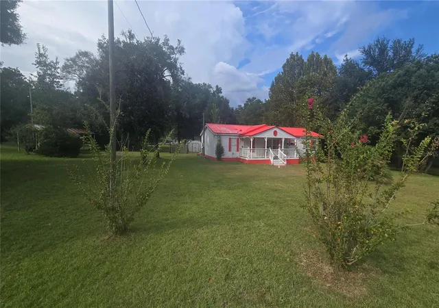 Photo 4 of Manufactured home for sale at 10211 NE 72nd Street, Bronson, FL 32621 | MLS# GC543211 | Listing updated on 2026-09-29