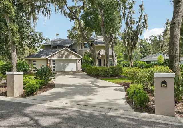 Photo 2 of Single family home for sale at 4710 Ridgecliff Dr, Brandon, FL 33511 | MLS# TB8545074 | Listing updated on 2026-09-05