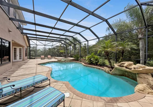 Photo 2 of Single family home for sale at 135 Woodmoor Ct, Davenport, FL 33837 | MLS# S5156854 | Listing updated on 2026-09-25