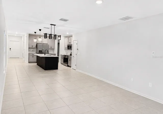 Photo 3 of Single family home for sale at 3049 Armstrong Ave, Clermont, FL 34714 | MLS# O6438782 | Listing updated on 2026-09-04