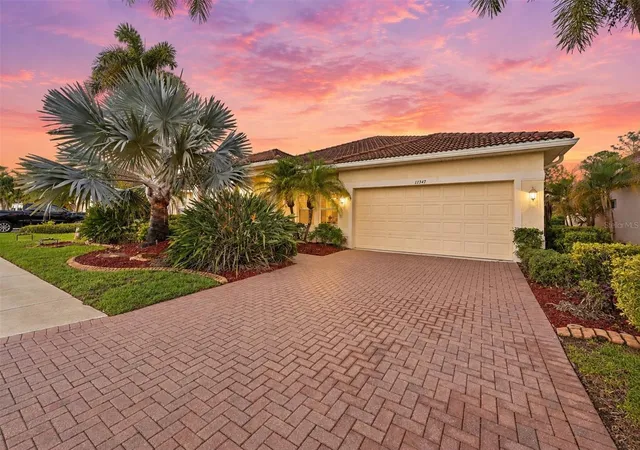 Single family home for sale at 11347 Dancing River Dr, VENICE, FL 34292 | MLS# N6145605