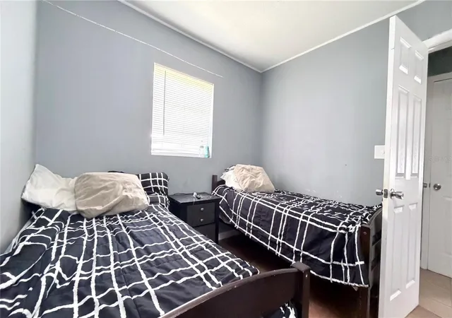 Photo 13 of Single family home for sale at 3602 Coronet Pit Rd, Plant City, FL 33566 | MLS# TB8545110 | Listing updated on 2026-09-06