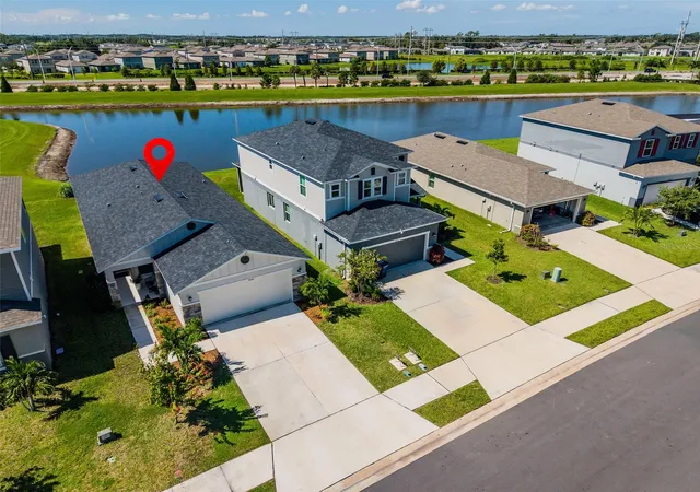 Photo 3 of Single family home for sale at 9540 Sandy Blfs Cir, Parrish, FL 34219 | MLS# A4704935 | Listing updated on 2026-09-16