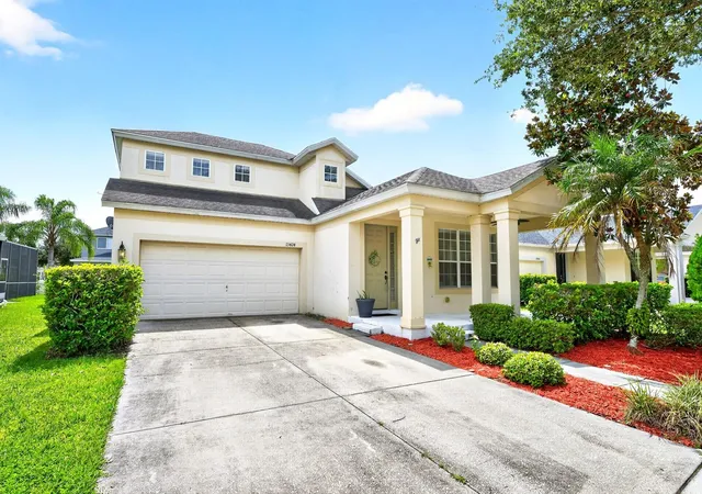 Photo 1 of Single family home for sale at 13424 Hopkinton Ct, Windermere, FL 34786 | MLS# O6438808 | Listing updated on 2026-09-12