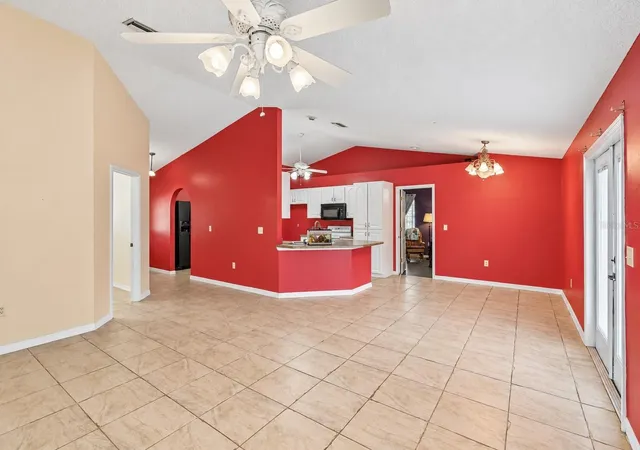 Photo 3 of Single family home for sale at 10752 Anna Belle Ave, Leesburg, FL 34788 | MLS# G5117326 | Listing updated on 2026-10-09