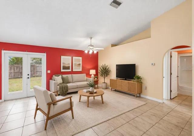Photo 3 of Single family home for sale at 10752 Anna Belle Ave, Leesburg, FL 34788 | MLS# G5117326 | Listing updated on 2026-10-09