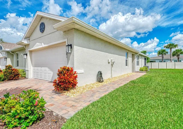 Photo 3 of House for sale at 16081 Bridle Ridge St, Port Charlotte, FL 33953 | MLS# N6145606 | Listing updated on 2026-10-26