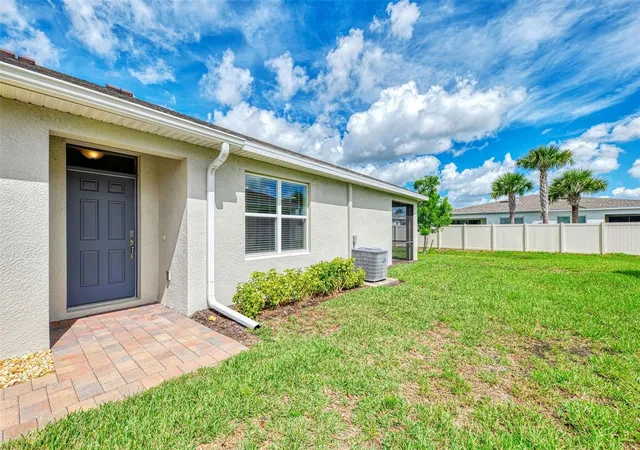Photo 4 of House for sale at 16081 Bridle Ridge St, Port Charlotte, FL 33953 | MLS# N6145606 | Listing updated on 2026-10-26