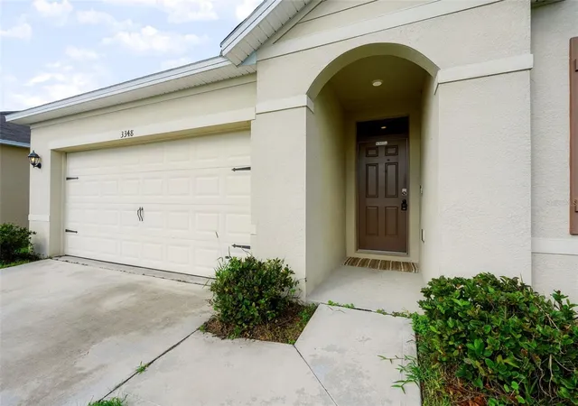 Photo 4 of Single family home for sale at 3348 Perennial Ln, Kissimmee, FL 34746 | MLS# TB8545139 | Listing updated on 2026-09-26