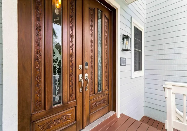 Photo 3 of Single family home for sale at 5544 Dinah Ln, Sarasota, FL 34231 | MLS# A4704943 | Listing updated on 2026-09-20