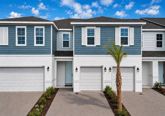 Townhouse for sale at 701 Florida Elm Ct, DELAND, FL 32720 | MLS# W7889170