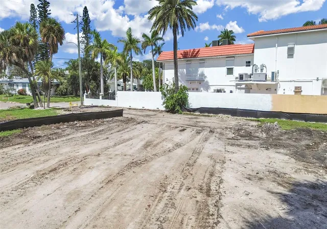 Photo 34 of Land for sale at 15601 Redington Dr, Redington Beach, FL 33708 | MLS# TB8545178 | Listing updated on 2026-09-08