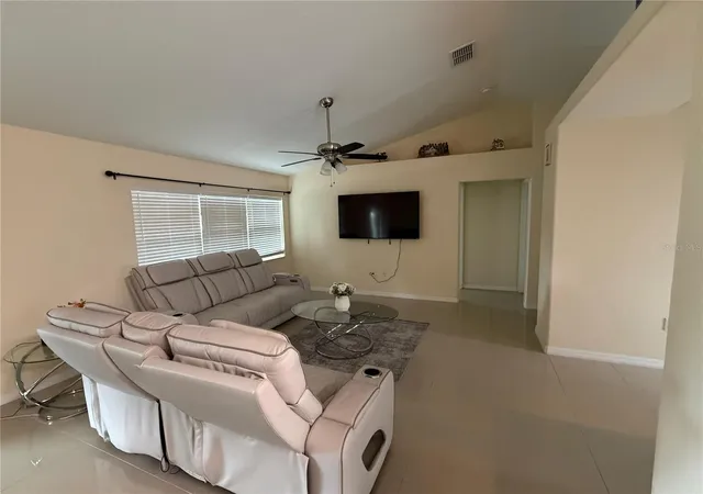 Photo 4 of Single family home for sale at 14220 Spring Hl Dr, Spring Hill, FL 34609 | MLS# TB8545186 | Listing updated on 2026-10-02