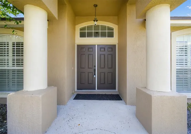 Photo 2 of Single family home for sale at 5625 Fischer Dr, Lakeland, FL 33812 | MLS# TB8545189 | Listing updated on 2026-09-04