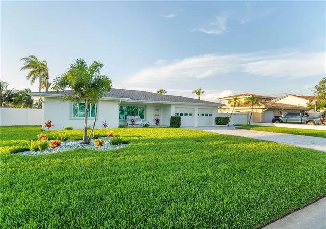Photo 1 of Single family home for sale at 227 Howard Dr, Belleair Beach, FL 33786 | MLS# TB8545202 | Listing updated on 2026-10-08