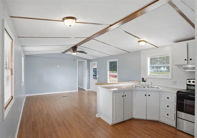 Photo 4 of Manufactured home for sale at 42 Roels St, Haines City, FL 33844 | MLS# P4939768 | Listing updated on 2026-09-12