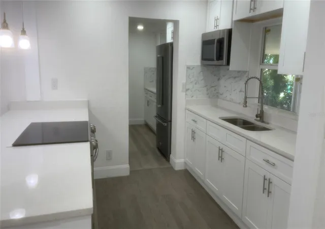 Photo 3 of Single family home for sale at 113 W Division St, Winter Garden, FL 34787 | MLS# S5156876 | Listing updated on 2026-10-20