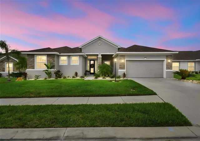 Photo 1 of Single family home for sale at 1072 Woodland Oaks Dr, Lakeland, FL 33813 | MLS# TB8545221 | Listing updated on 2026-09-26
