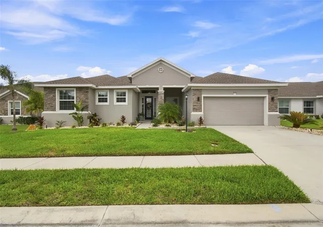 Photo 1 of Single family home for sale at 1072 Woodland Oaks Dr, Lakeland, FL 33813 | MLS# TB8545221 | Listing updated on 2026-09-26