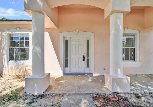 Photo 3 of Single family home for sale at 215 Pamona St, Haines City, FL 33844 | MLS# O6438871 | Listing updated on 2026-09-06