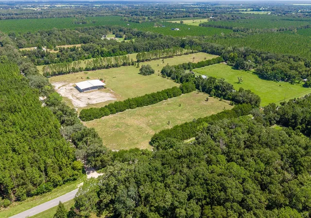 Photo 3 of Sale Pending at 6900 SW 50th Avenue, Trenton, FL 32693 | MLS# GC543225 | Listing updated on 2026-09-25