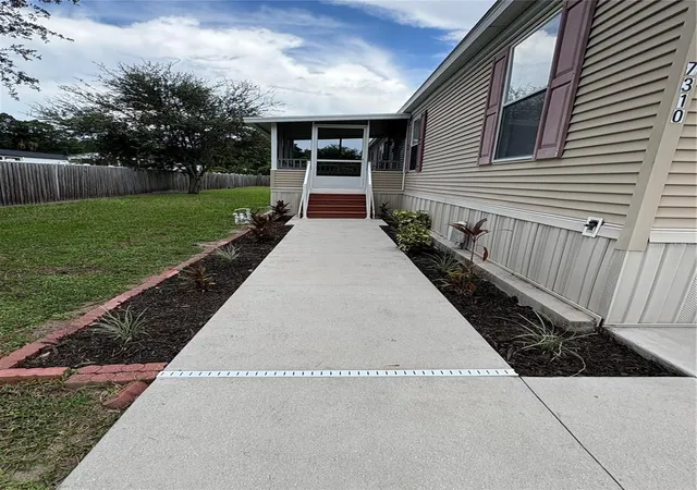 Photo 2 of Manufactured home for sale at 7310 Riverview Dr, Riverview, FL 33578 | MLS# TB8545233 | Listing updated on 2026-10-07
