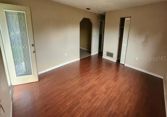 Photo 2 of Single family home for sale at 2040 Sipes Ave, Sanford, FL 32771 | MLS# O6438888 | Listing updated on 2026-09-04