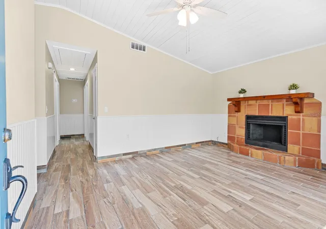 Photo 2 of Single family home for sale at 1205 Mohrlake Dr, Brandon, FL 33511 | MLS# TB8545236 | Listing updated on 2026-09-04