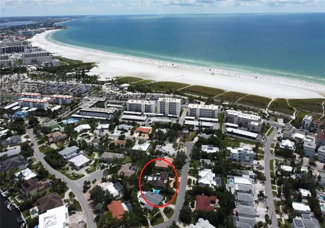 Photo 2 of Single family home for sale at 5541 Cape Aqua Dr, Sarasota, FL 34242 | MLS# A4704963 | Listing updated on 2026-09-06