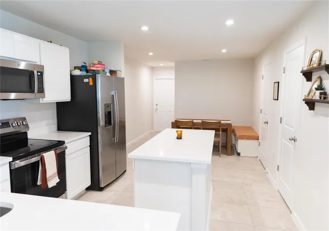 Photo 3 of Townhouse for sale at 11402 Spectacled Dr, New Port Richey, FL 34654 | MLS# O6438896 | Listing updated on 2026-09-19
